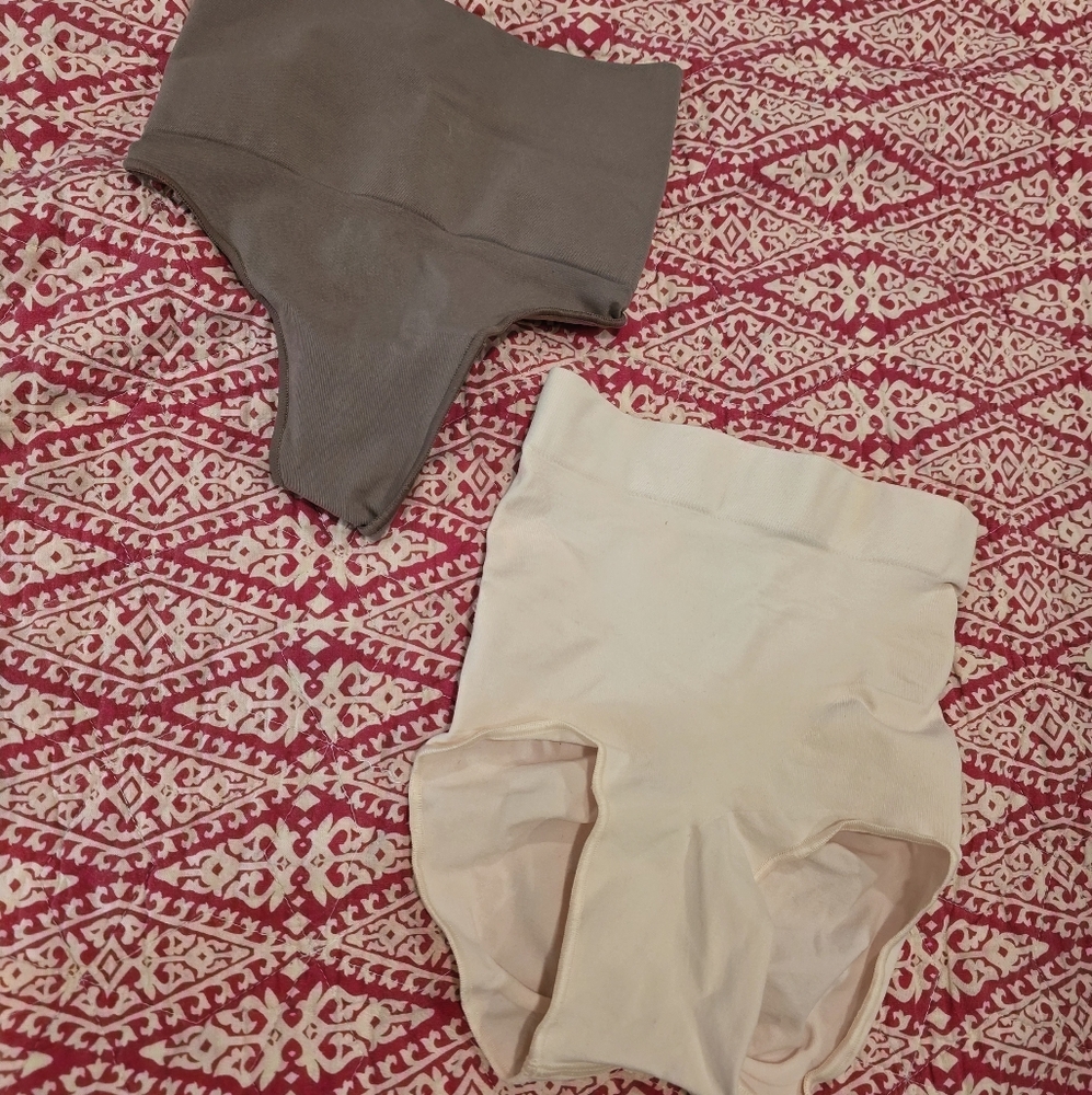 BUNDLE SKIMS CORE CONTROL THONG andSCULPTING MID WAIST BRIEF